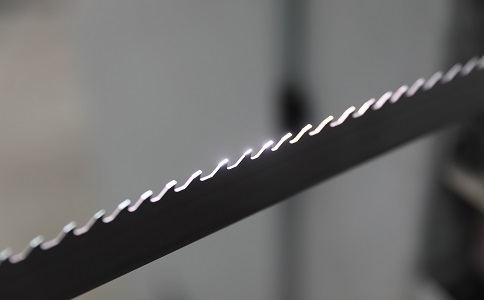 滨海双金属带锯条产生切削噪音的原因具体有哪些？